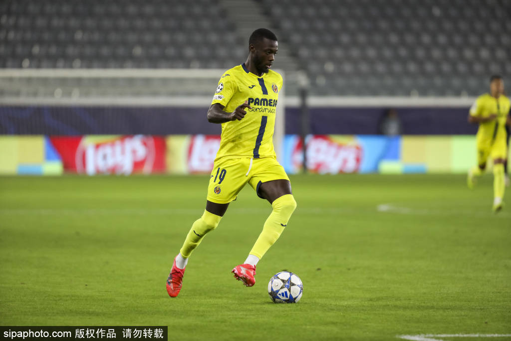 皇冠信用网结算日
_王刚的离谱凌空抽射:亚冠小组赛中禁区外的疯狂瞬间皇冠信用网结算日
!