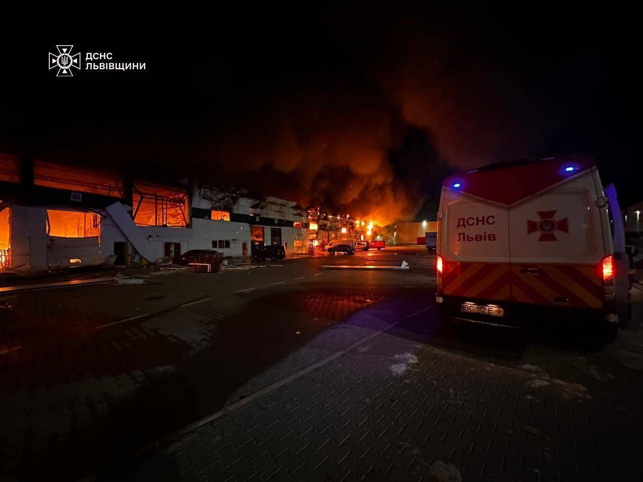 信用盘如何申请
_打掉牙往肚子里吞!俄军大轰炸信用盘如何申请
,美国强令投降,泽连斯基仍在嘴硬