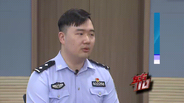 介绍个信用网址多少
_37岁痴情女子倾尽百万泡面果腹仍坚持转账：帮介绍个信用网址多少
他有种使命感