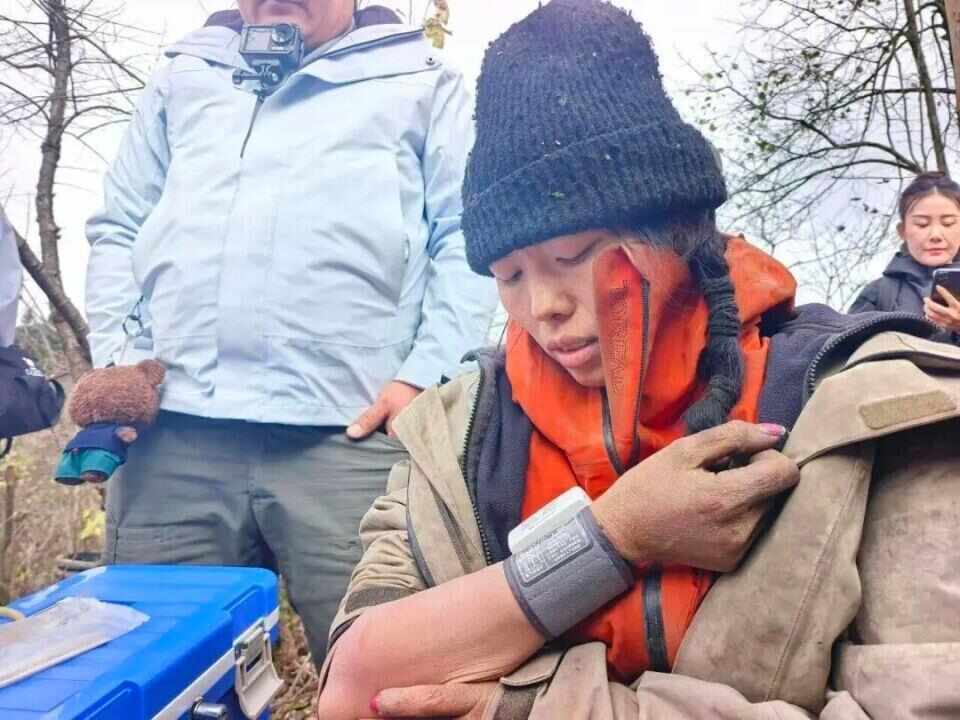 皇冠信用网会员开户
_张家界七星山荒野求生5名选手血钾超标 目前15人没人退赛